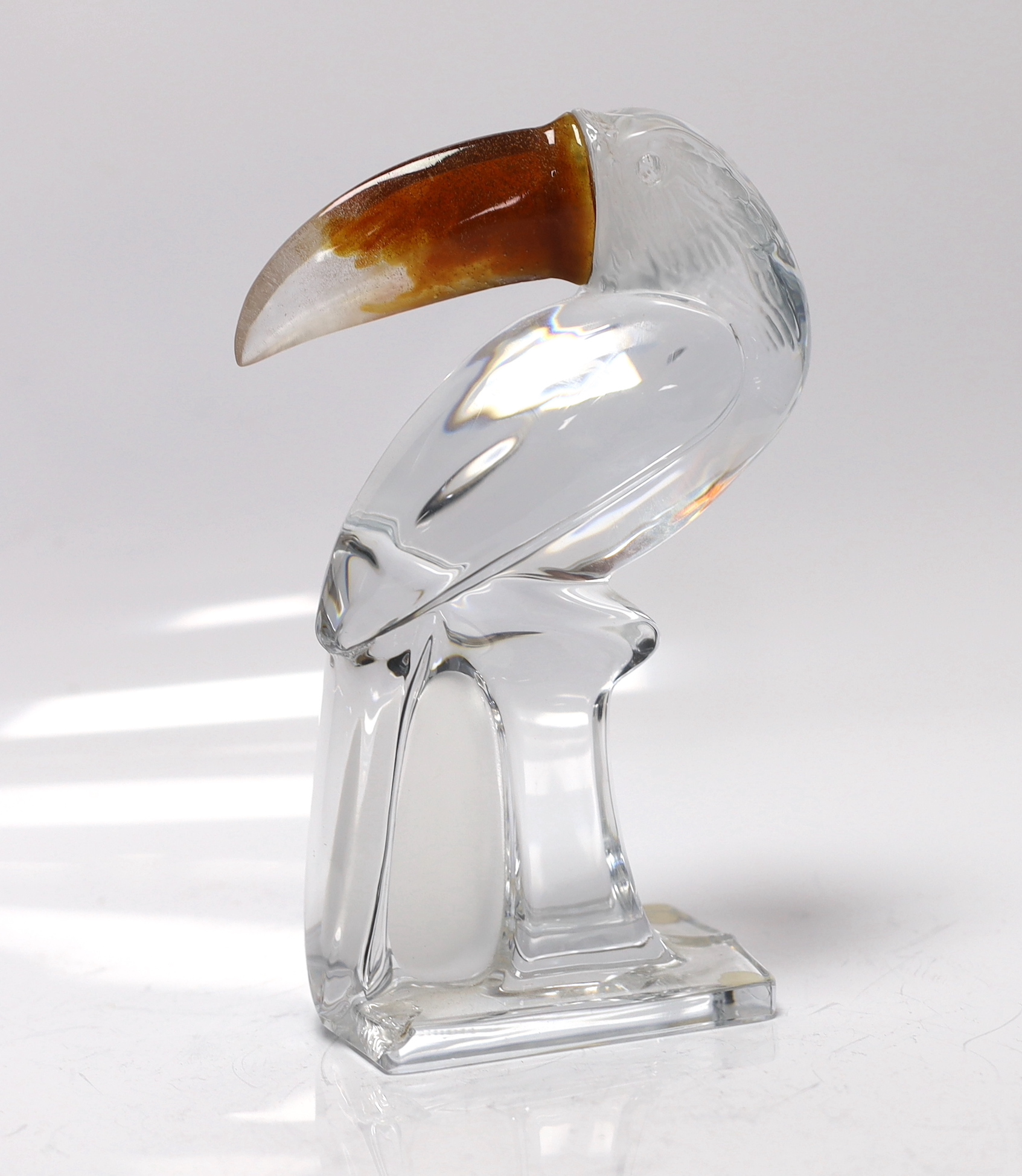 A Daum glass toucan, Daum France etched to base, 22.5cm